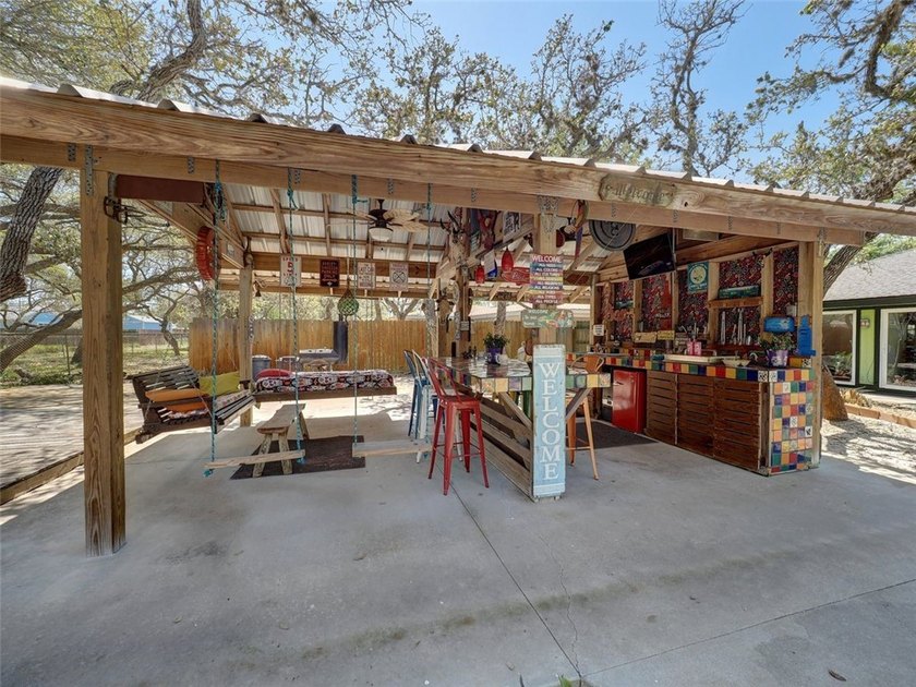 Charming mid-century modern ranch-style home in the desirable - photo 35