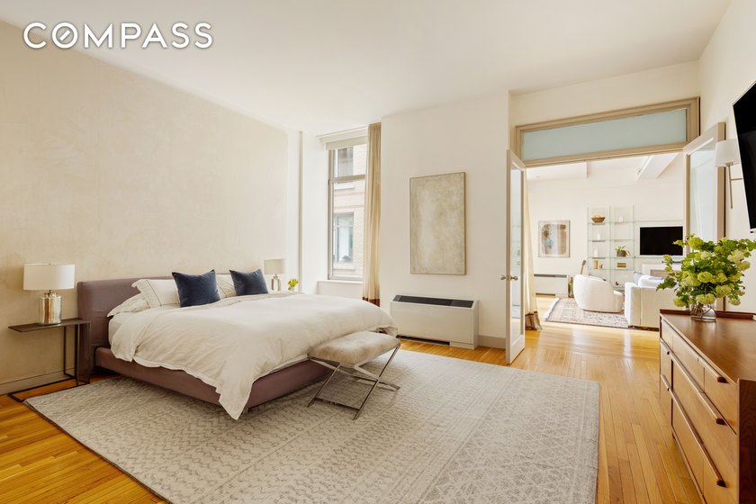 Apartment 5R is a beautifully appointed two-bedroom - photo 5