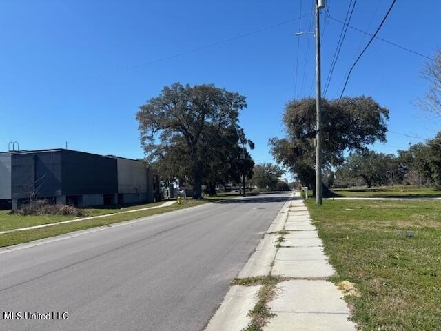Now zoned Community Business, which allows STR. Call city of - photo 5