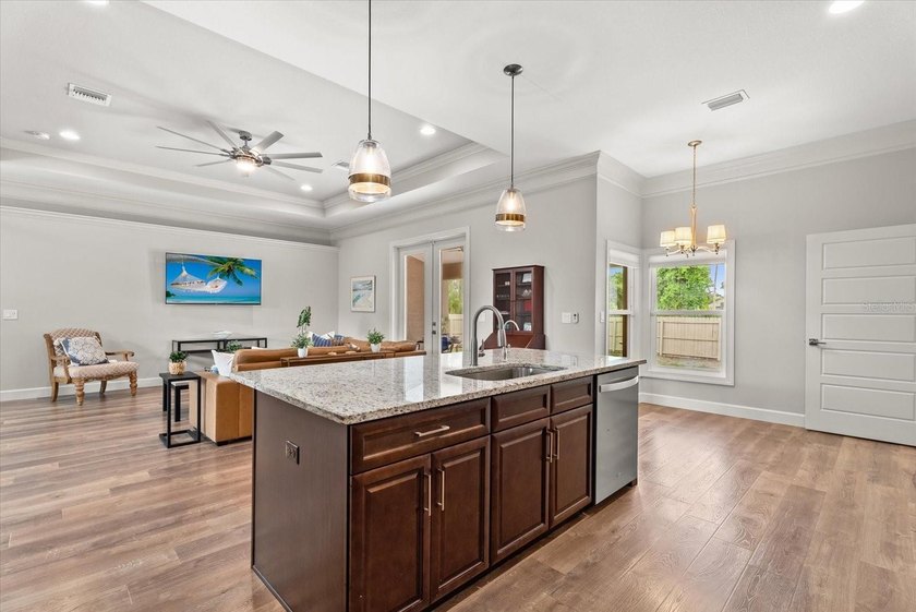 Welcome to this beautifully appointed Zwiercan Homes residence - photo 11