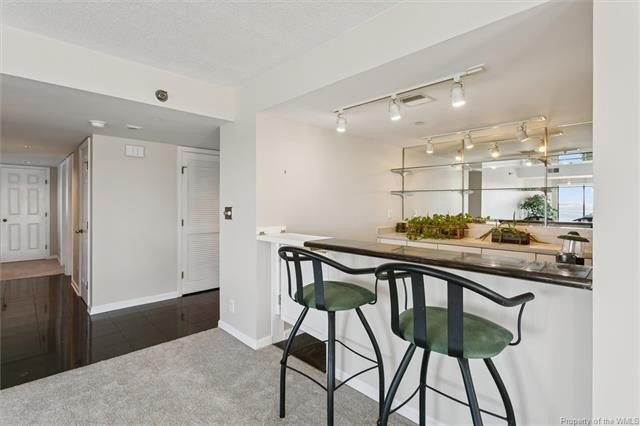 Truly one-of-a-kind at just over 2400 sq ft, this spectacular - photo 15