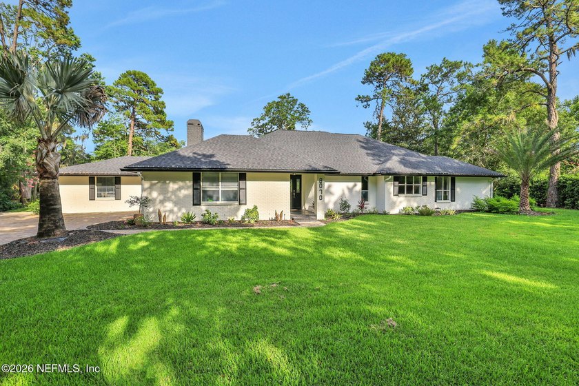 Luxury redefined! This fully modernized single-story gem in - photo 23