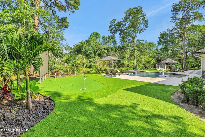Luxury redefined! This fully modernized single-story gem in - photo 31