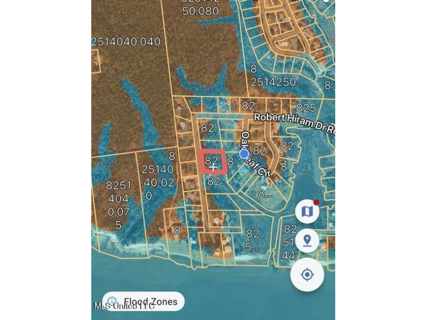 Welcome to an exceptional waterfront opportunity in the heart of - photo 7