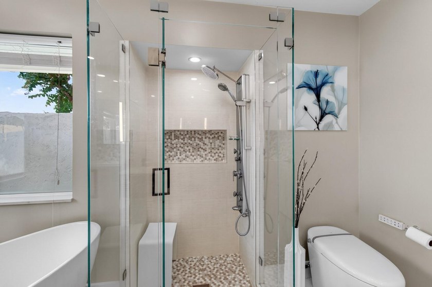 Welcome to Boca Raton's best-kept secret: The Estates Boca Lyons - photo 42