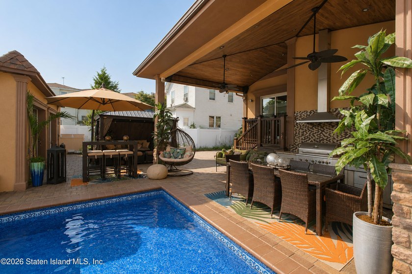 Welcome to this exceptional detached two-family residence where - photo 14