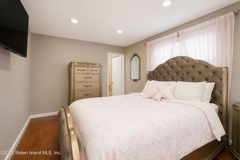 Welcome to this exceptional detached two-family residence where - photo 22