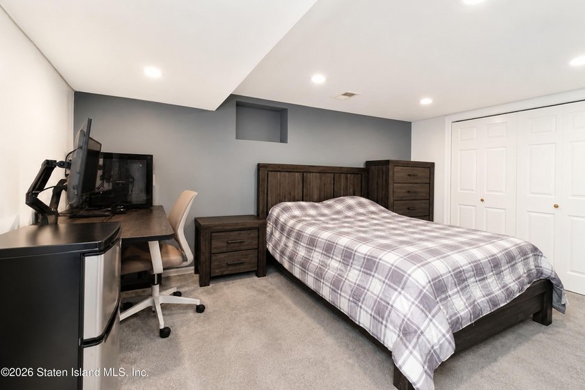 Welcome to this exceptional detached two-family residence where - photo 44