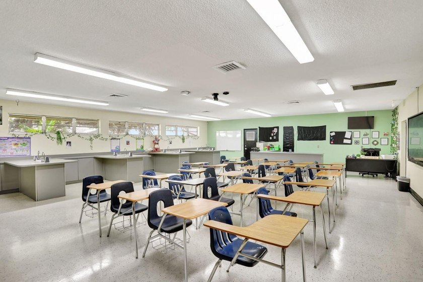 Extremely Rare Opportunity to purchase a +/- 10-acre High School - photo 18