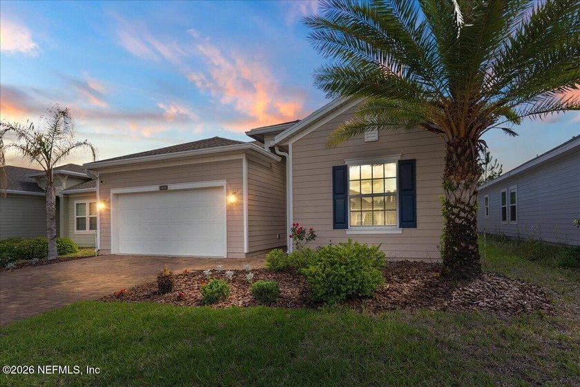 Welcome home to this well-maintained and immaculate 4-bedroom, 3 - photo 2
