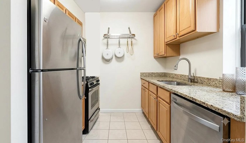 250 East 30th Street, Unit 5A | The Sycamore 2 Bedrooms | 2 Full - photo 14