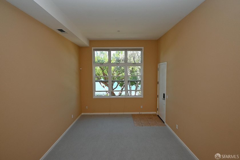 Rare opportunity to enjoy true waterfront living in the Bay - photo 8