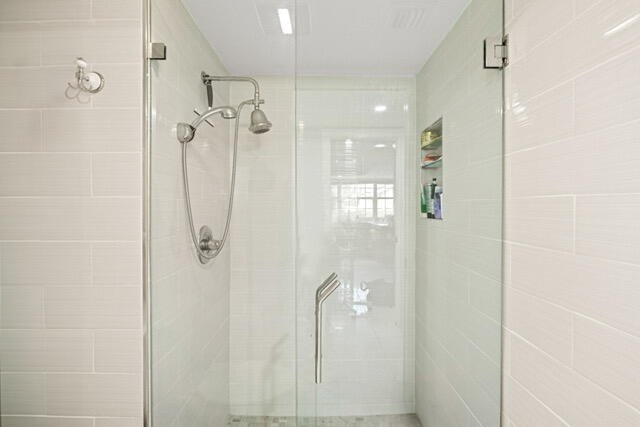Fabulous 3/2 townhome in Wellesley of Lake Clarke Shores - photo 11