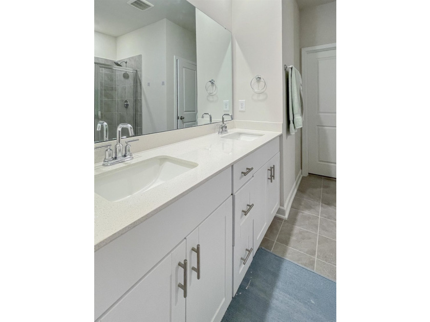 Location Location Location!!! This home is centrally located - photo 13
