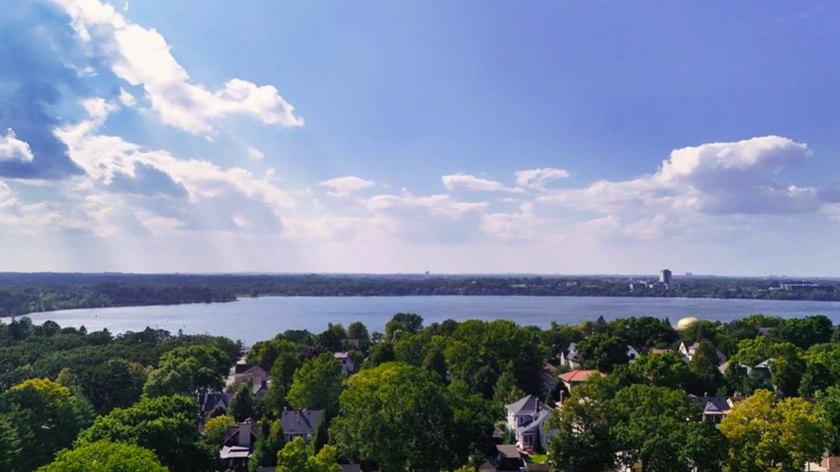 Ideally located in the desirable ECCO neighborhood at the quiet - photo 15