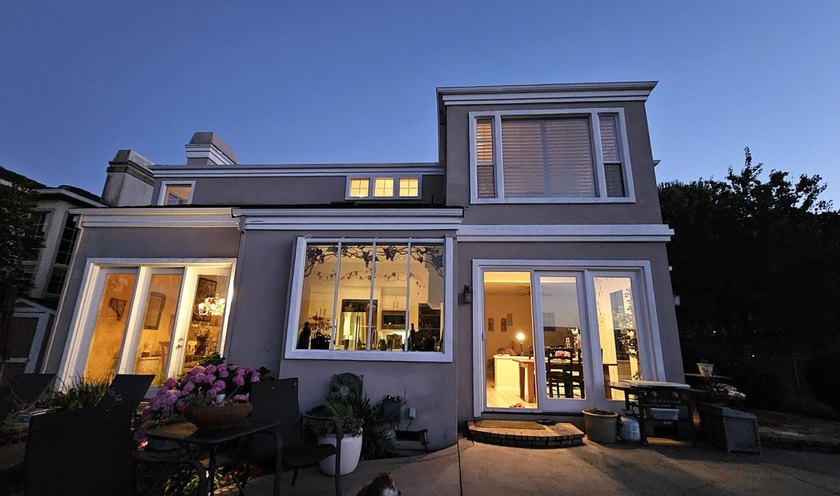 Rare opportunity to own a beautifully maintained view home in - photo 2