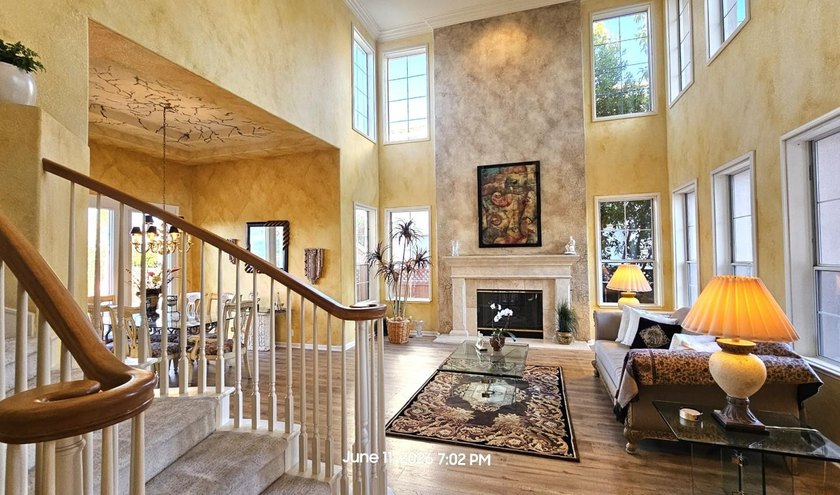 Rare opportunity to own a beautifully maintained view home in - photo 4
