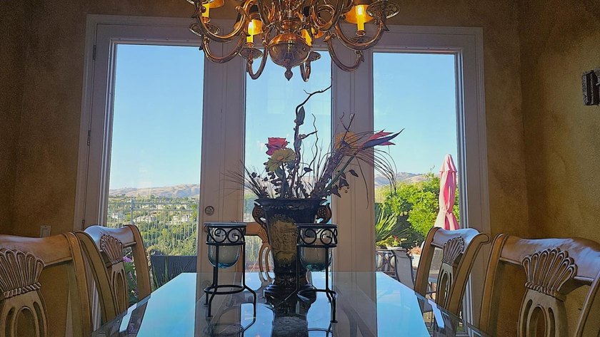 Rare opportunity to own a beautifully maintained view home in - photo 9