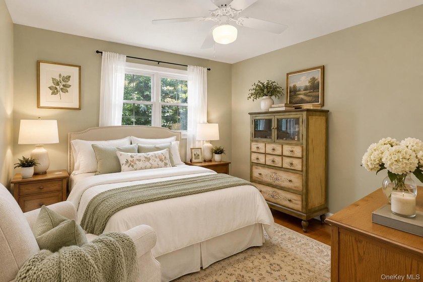 Tucked away on a quiet cul-de-sac, this beautifully maintained - photo 11