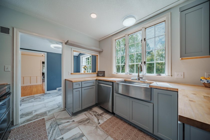 One of the largest lots in Fridley with an optional adjoining - photo 15