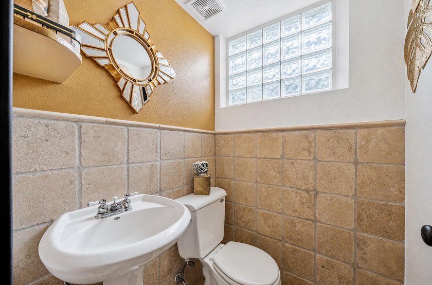 One of the largest lots in Fridley with an optional adjoining - photo 31