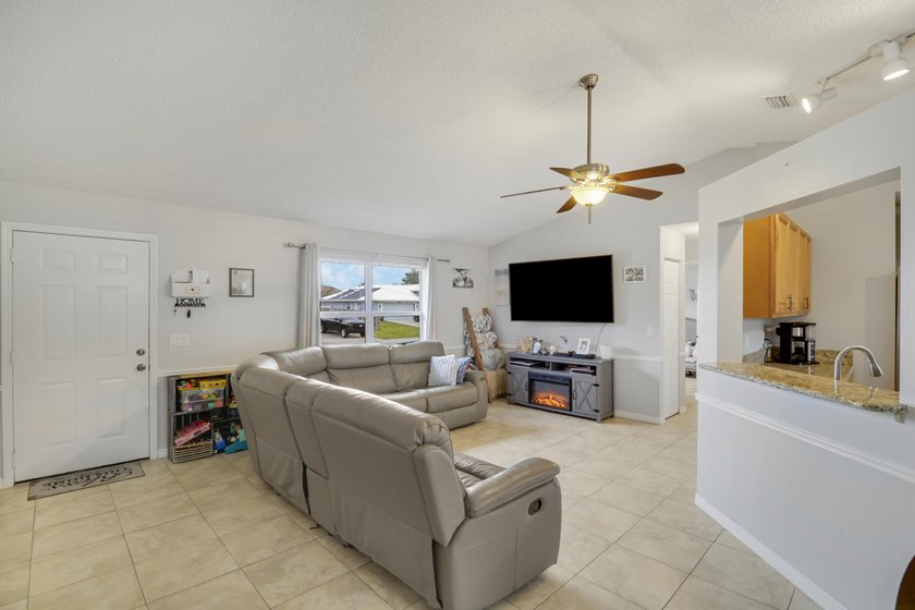 Move-in ready and packed with valuable upgrades, this 3-bedroom - photo 6