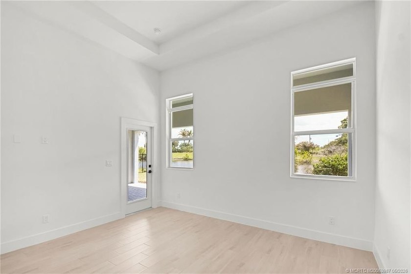 Move-in ready, NEW construction by TRUST HOMES. This 3/2/2/ lake - photo 17