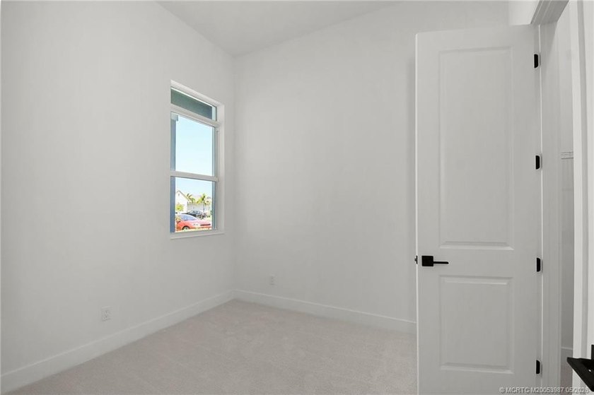 Move-in ready, NEW construction by TRUST HOMES. This 3/2/2/ lake - photo 28