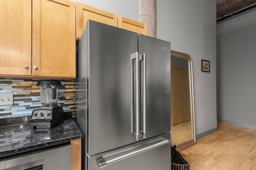 Welcome to Sexton Lofts, a charming piece of history built in - photo 8
