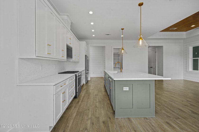 You know that one house that just feels like a coastal getaway - photo 12