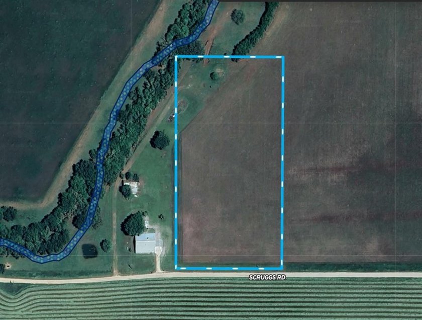 Peaceful country living is just minutes from I-35 and Wynnewood - photo 2