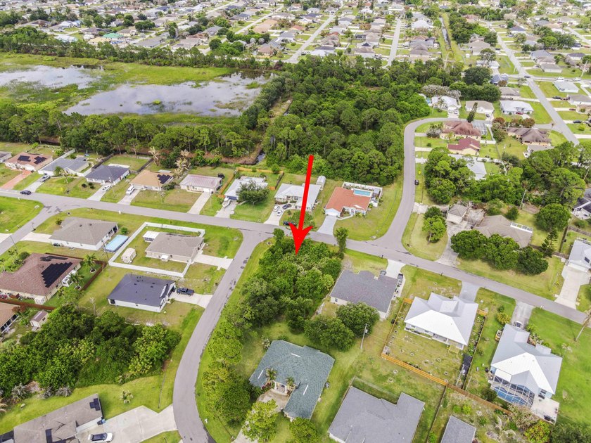 Discover a great opportunity in Port St. Lucie with this - photo 5