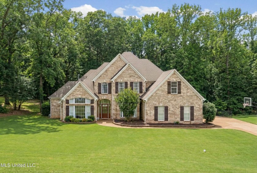 Belmor Lakes Neighborhood - Lake + walking trails - Two-story - photo 9