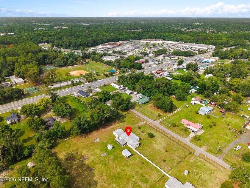 Rare opportunity to own 1.86 fully fenced acres in Jacksonville! - photo 19