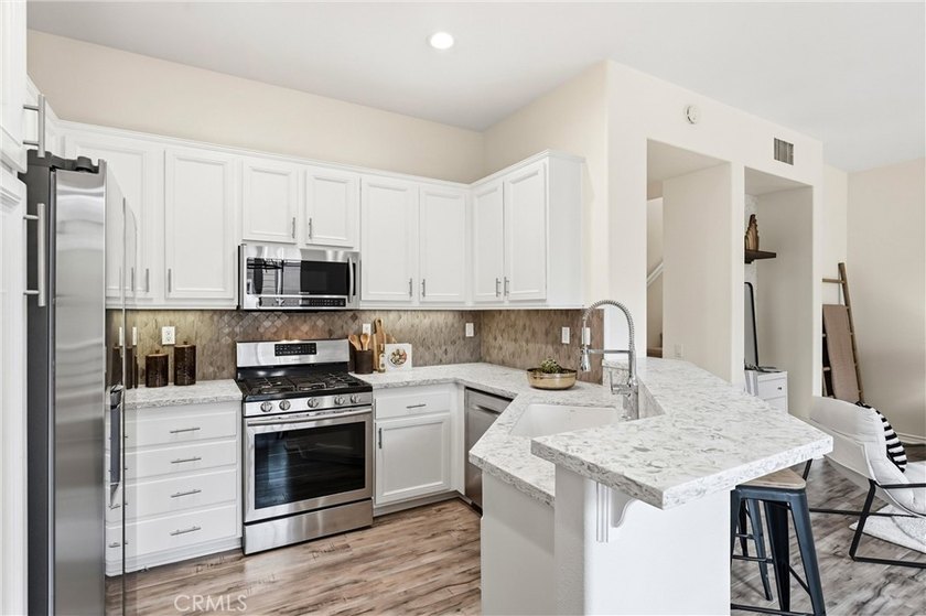 Welcome to Vantage at South Coast Metro, a gated townhome - photo 15