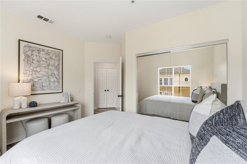 Welcome to Vantage at South Coast Metro, a gated townhome - photo 25