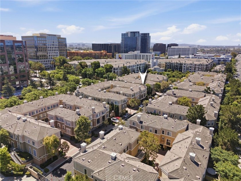 Welcome to Vantage at South Coast Metro, a gated townhome - photo 39