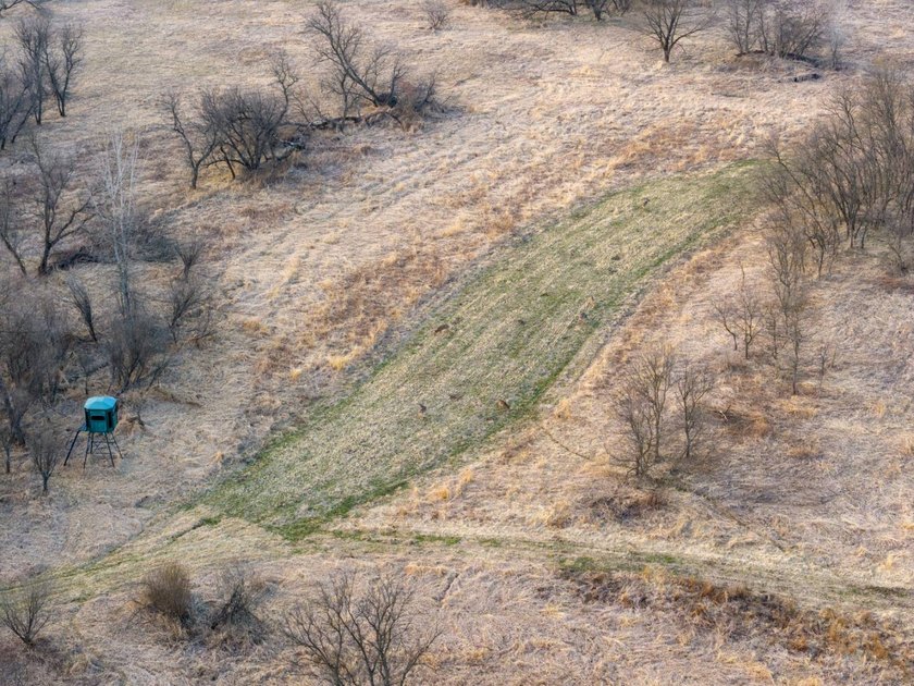 Introducing the West Fork Kickapoo River Farm, an exceptional 90 - photo 15