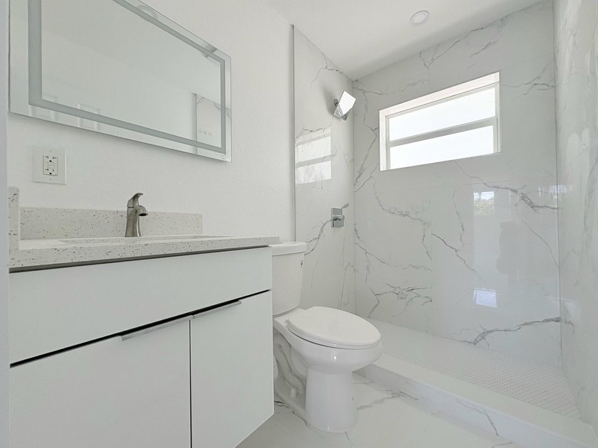 Charming 4-bedroom, 2-bath home on septic in desirable Palm - photo 28