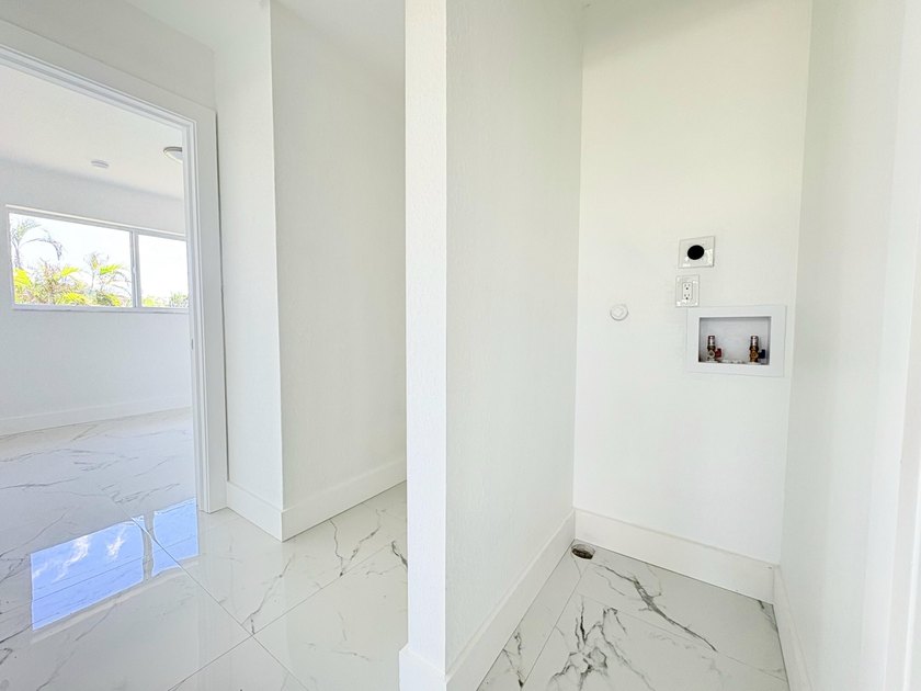 Charming 4-bedroom, 2-bath home on septic in desirable Palm - photo 30