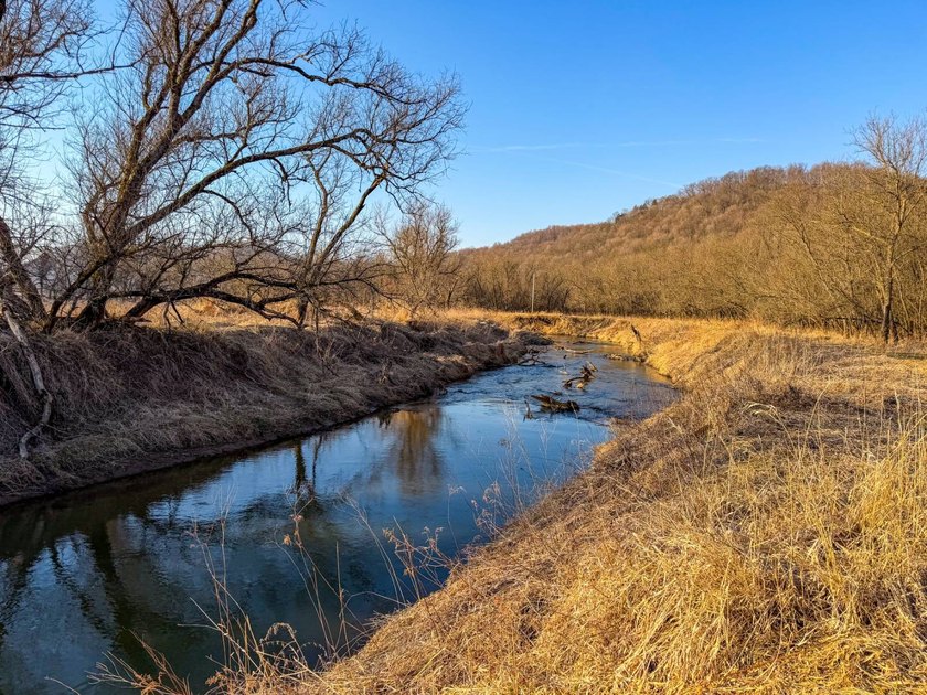 Introducing the West Fork Kickapoo River Farm, an exceptional 90 - photo 33