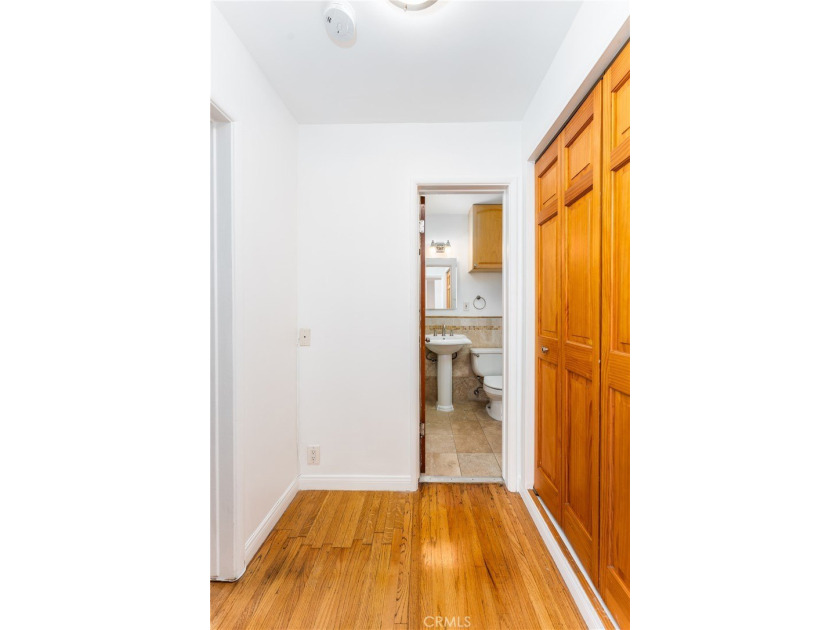 Welcome to 930 E 1st Street #2 - a clean, well-maintained - photo 9