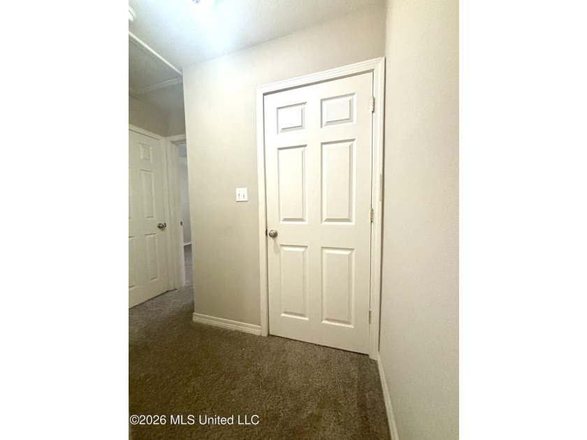 Great opportunity to own this income producing condominium in - photo 11