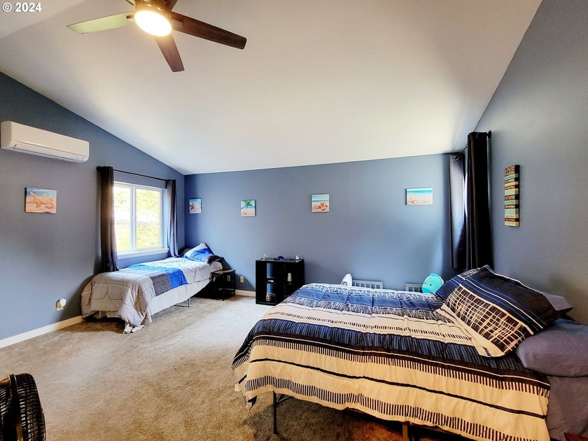 2 Bed Townhouse style Home in the Harris Heights planned - photo 23