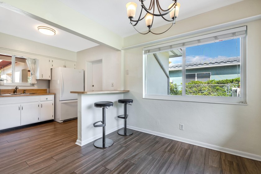 Welcome to Floranada Ridge! This 2-bedroom, 2-bath home offers 1 - photo 10