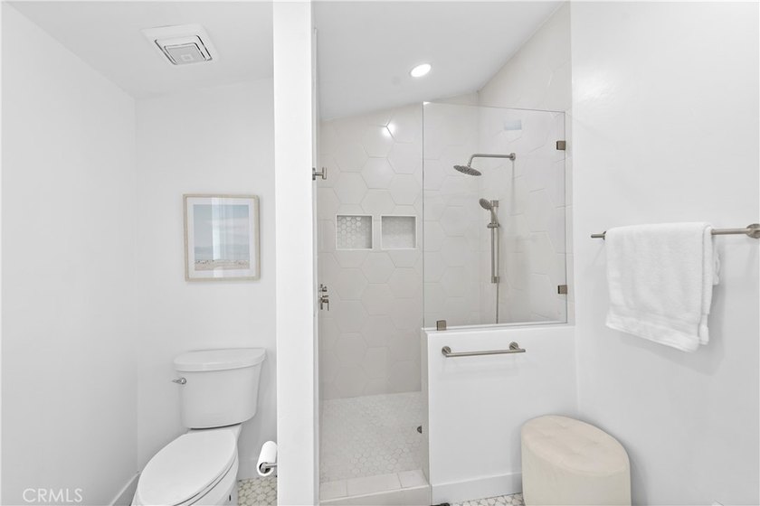 1880 N El Camino Real 47 - photo 26