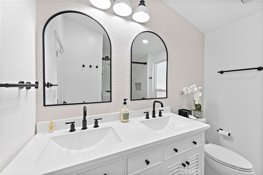 1880 N El Camino Real 47 - photo 27