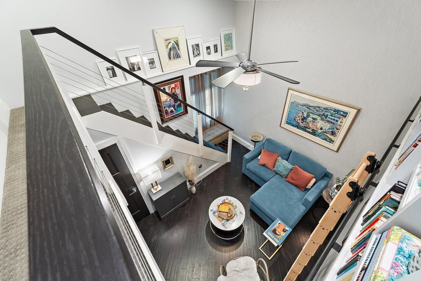 Completely renovated and move-in ready, this exceptional DiVosta - photo 42