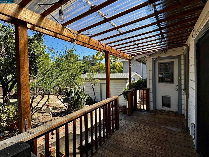Property to be sold AS-IS. Cash or private lender financing only - photo 3