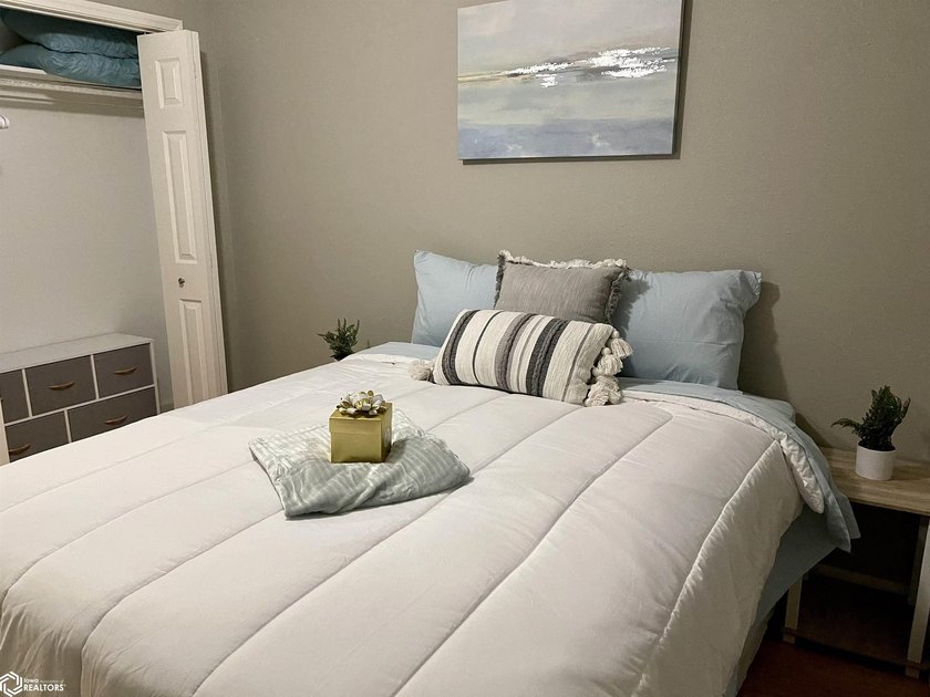 Location! Location! Location!! Enjoy your relaxing getaway in - photo 7